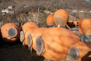 traditional ceramic jugs kvevri